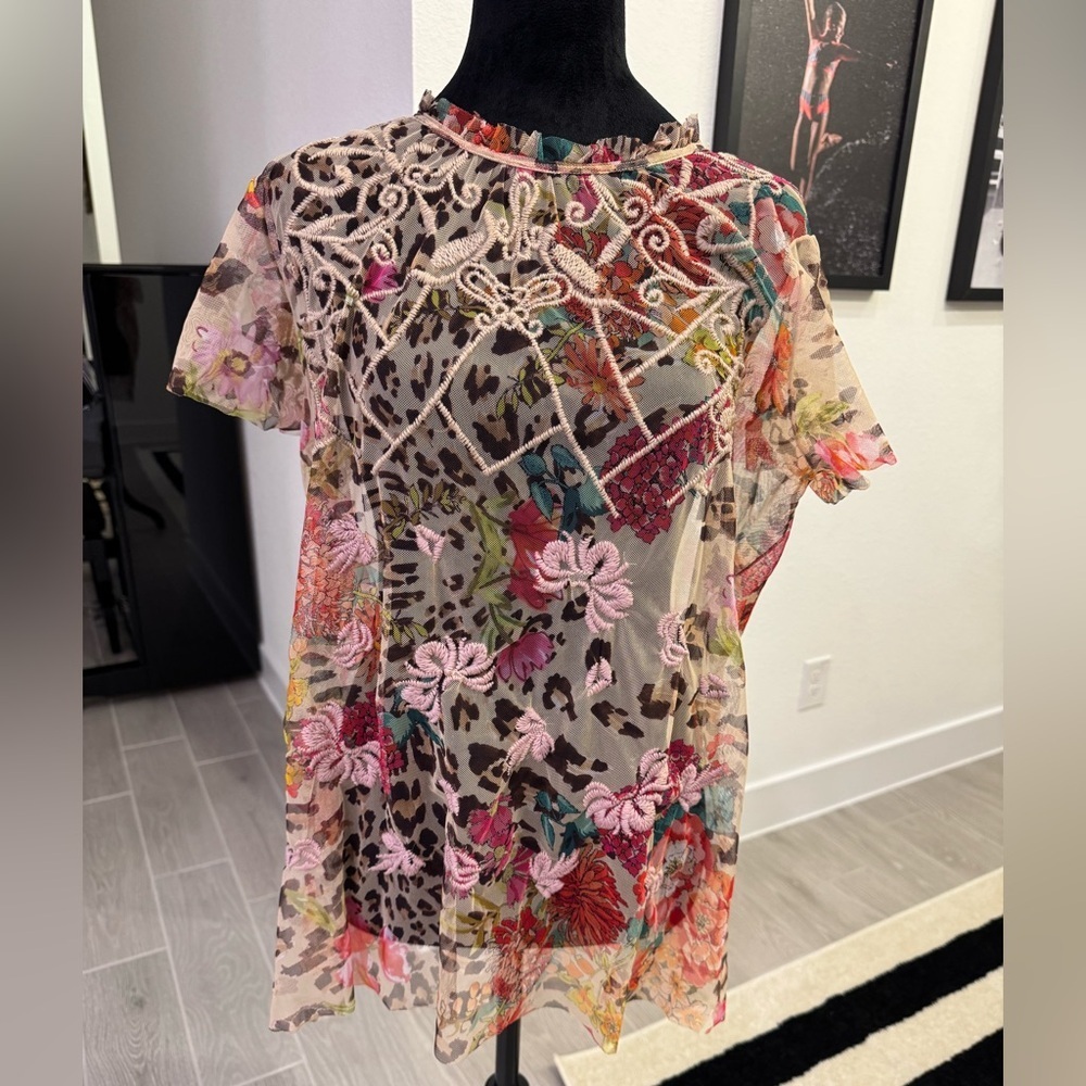JOHNNY WAS Mazzy Ruffle Neck Blouse Wild Gardenia Top Size Large NWT
